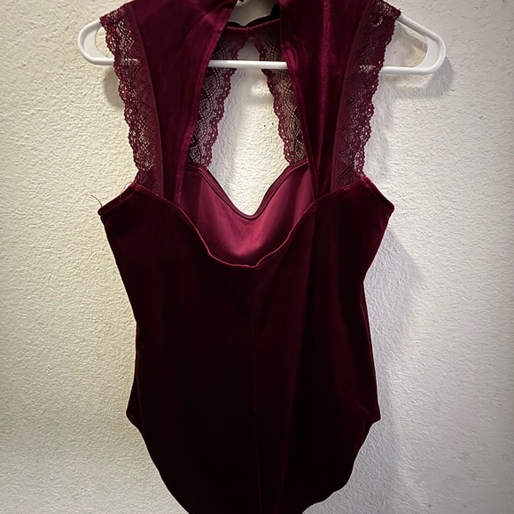Madewell Red Sleeveless Backless Bodysuit - Picture 1 of 5